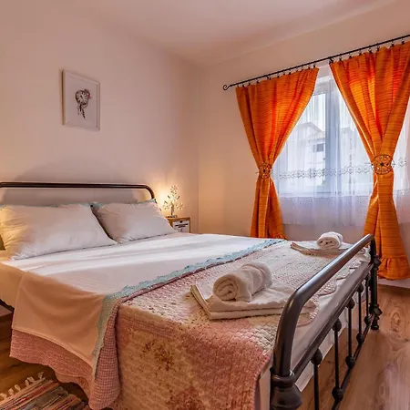 1 Bedroom Front In Premantura